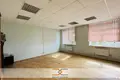 Pomieszczenie biurowe 3 pokoi 17 m² w Słuck, Białoruś