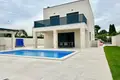 4 bedroom Villa 194 m² Basanija, Croatia