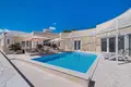 4 bedroom house 228 m² Mrljane, Croatia