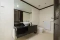 6 bedroom villa 560 m² Karon, Thailand