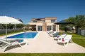 4 bedroom Villa 250 m² Vinkuran, Croatia