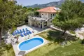 Hotel 215 m² in Ormos Prinou, Greece