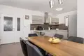 Дом 5 спален 300 м² Город Опатия, Хорватия