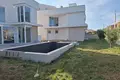 Villa de tres dormitorios 467 m² Krimovice, Montenegro