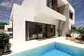 Villa de tres dormitorios 90 m² Almoradi, España