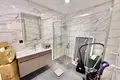 2 bedroom apartment 115 m² Mezitli, Turkey
