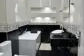 Mieszkanie 4 pokoi 112 m² Tbilisi, Gruzja