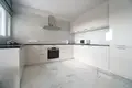 4 bedroom apartment 200 m² Koinoteta Parekklesias, Cyprus