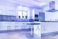 Вилла 8 комнат 350 м² Парикия, Греция