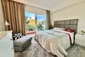 Mieszkanie 2 pokoi 120 m² Marbella, Hiszpania