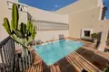 Wohnung 3 Schlafzimmer 324 m² Estepona, Spanien