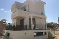 Villa de 4 dormitorios 208 m², Todos los paises