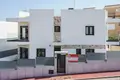 Villa de tres dormitorios 230 m² Torrevieja, España
