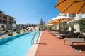 Квартира 2 спальни 93 м² Тиват, Черногория