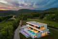3 bedroom villa 682 m², All countries