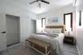 2 bedroom condo 123 m² West Bay, Honduras