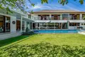 villa de 5 chambres 700 m² Kerobokan Kelod, Indonésie