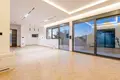 3-Schlafzimmer-Villa 240 m² Budva, Montenegro