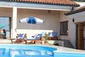 4 bedroom Villa 398 m², All countries