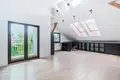 Room 280 m² Pomeranian Voivodeship, Poland