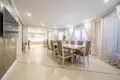 House 690 m² Tarasava, Belarus