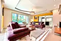 Квартира 1 комната 240 м² Аланья, Турция