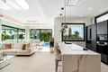 Stadthaus 4 Schlafzimmer 609 m² Marbella, Spanien