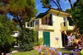 4-Zimmer-Villa 270 m² Bordighera, Italien