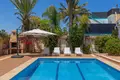 Villa de 4 dormitorios 168 m² Orihuela, Španjolska