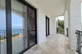 5-Schlafzimmer-Villa 300 m² Budva, Montenegro