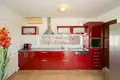 Villa mit 2 Schlafzimmern 360 m² Altea, Spanien