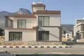 Жилой комплекс вилл 4+1 с бассейном в 150м от Средиземного моря 