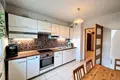 Apartamento 3 habitaciones 79 m² en Cracovia, Polonia