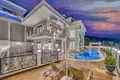 Villa 7 chambres 610 m² Kargicak, Turquie