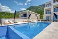 Villa de 4 dormitorios 450 m² Budva, Montenegro