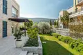 Mieszkanie 4 pokoi 275 m² Kumbor, Czarnogóra