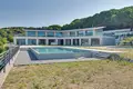 7 bedroom house 1 000 m² Premia de Dalt, Spain