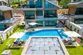 3 bedroom house 254 m² Oludeniz, Turkey