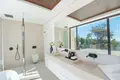 4-Schlafzimmer-Villa 753 m² Marbella, Spanien