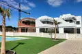 Villa de tres dormitorios 120 m² Pilar de la Horadada, España