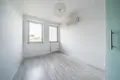 Mieszkanie 3 pokoi 81 m² Poznań, Polska