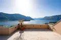 Casa 4 habitaciones 168 m² Dobrota, Montenegro
