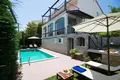 Villa 4 chambres 335 m² Grad Pula, Croatie