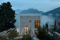 Villa de 4 dormitorios 669 m² Risan, Montenegro