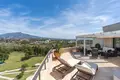 Mieszkanie 2 pokoi 160 m² Estepona, Hiszpania