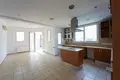 Dom 4 pokoi 325 m² Tseri, Cyprus