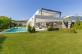 6-Schlafzimmer-Villa 905 m² Benahavis, Spanien