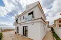 4 bedroom Villa 210 m² Torrevieja, Spain