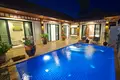 Villa 2 Schlafzimmer  Phuket, Thailand
