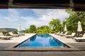 6 bedroom villa 560 m² Ban Kata, Thailand